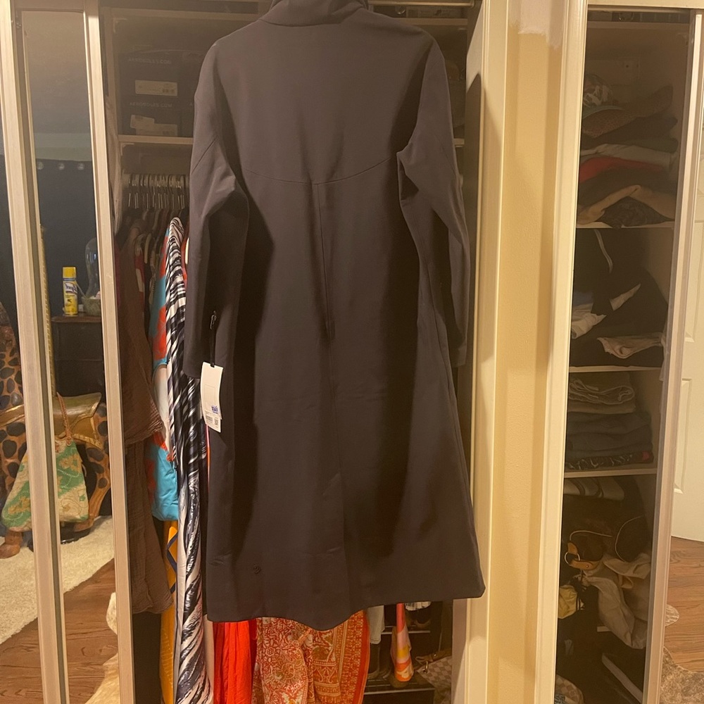 Lulu lemon Rapelshell long jacket - Picture 6 of 10